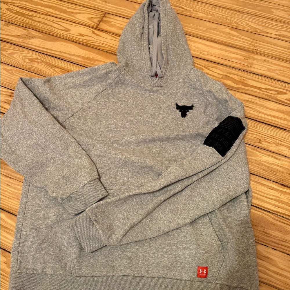Under Armour Hoodie